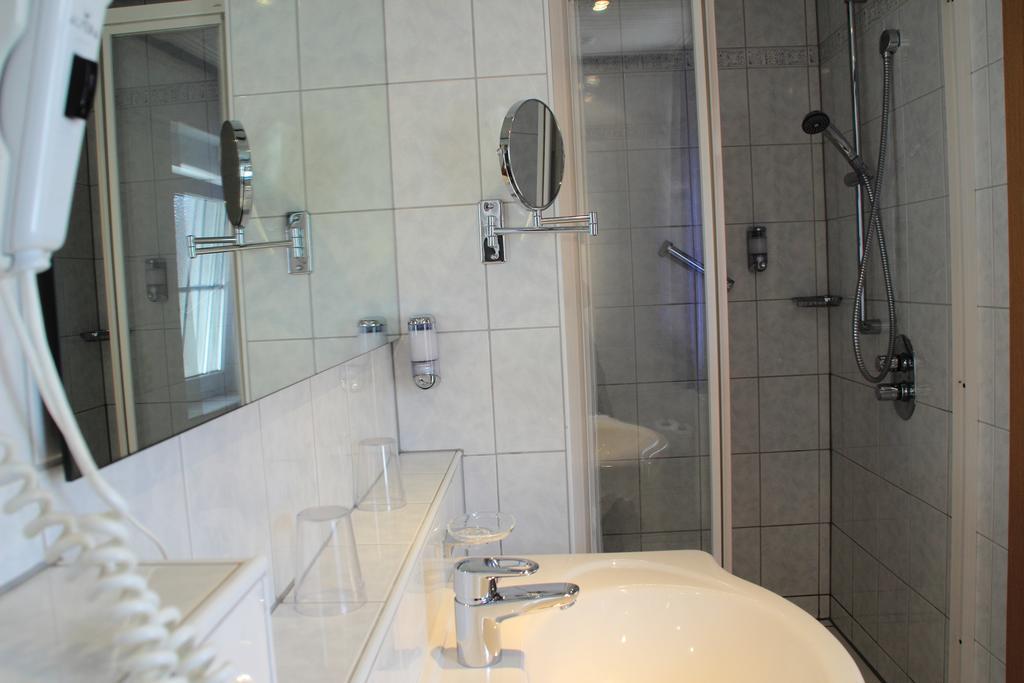 Hotel Restaurant Reichsadler Buchen  Ruang foto