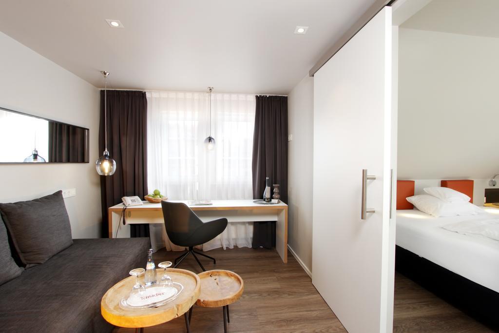 Hotel Restaurant Reichsadler Buchen  Bagian luar foto